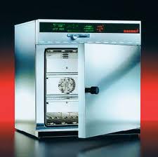 TỦ SẤY MEMMERT UNB500, 108 LÍT